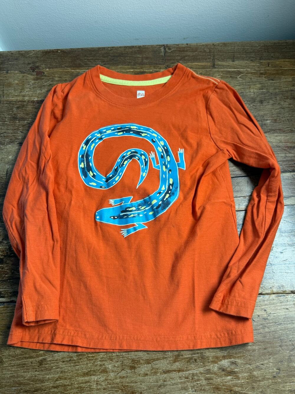Tea Long sleeve lizard tee size 6